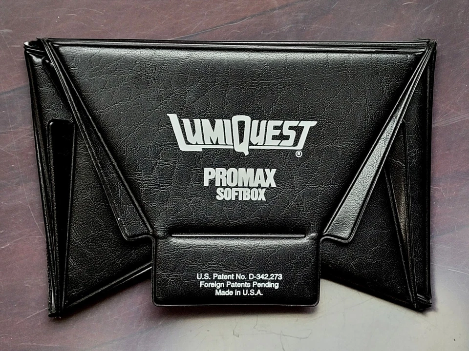 LumiQuest SoftBox LQ-107 For Softer Canon Flash Photography - Image 4 of 4