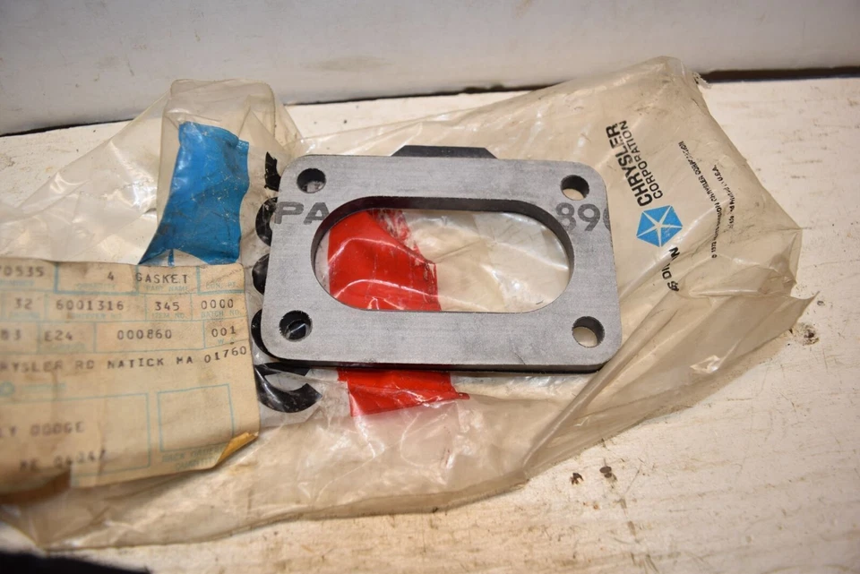 NOS MOPAR 3870535 - Junta de brida de carburador - B25-24 Foto 2 de 3