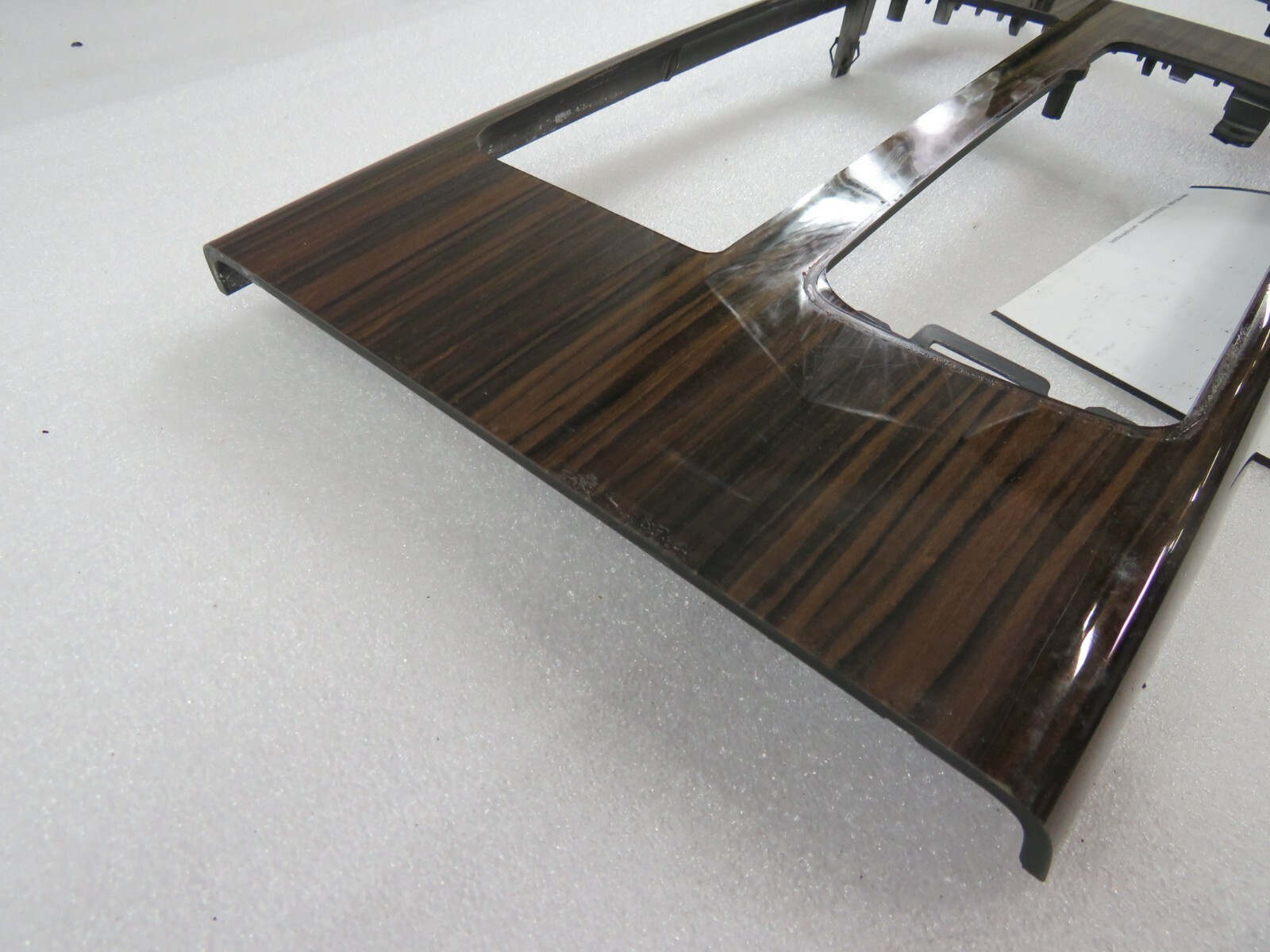 Maserati Ghibli, Center Console Bezel, Wood, Used, P/N 670011353
