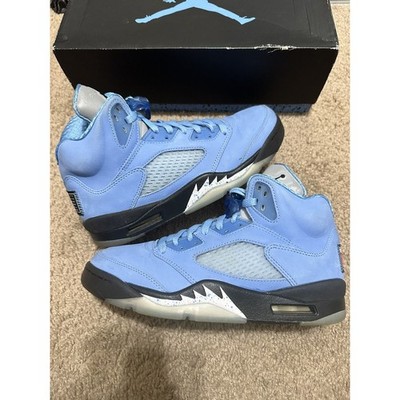 Size 7.5 - Jordan 5 Retro UNC University Blue (DV1310-401)