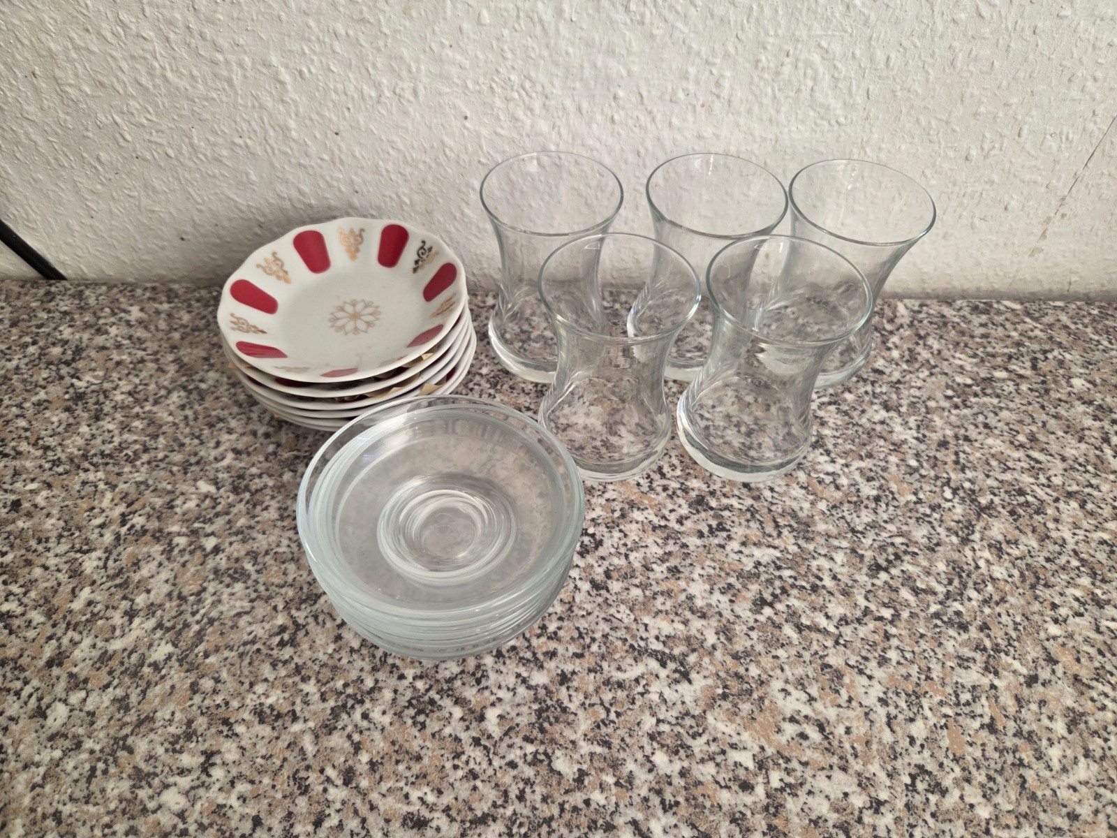 Türkische Gläser + Untertassen Set Geschirr Tasse Küche Zubehör