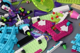 LEGO&reg; Friends 41130 Amusement Park Roller Coaster Incomplete! No Minifigs! READ!
