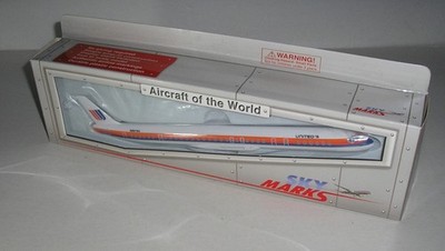 Sky Marks Models 1/200 Scale SKR137 DC-8-61 United Airlines