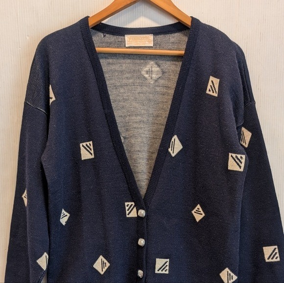 PENDLETON 100% Wool Navy Geometric Patterned V-ne… - image 4