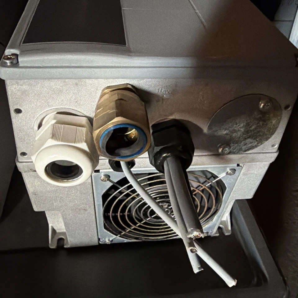 danfoss VLT HVAC Inverter Drive FC-102P30KT - Bild 3 von 4