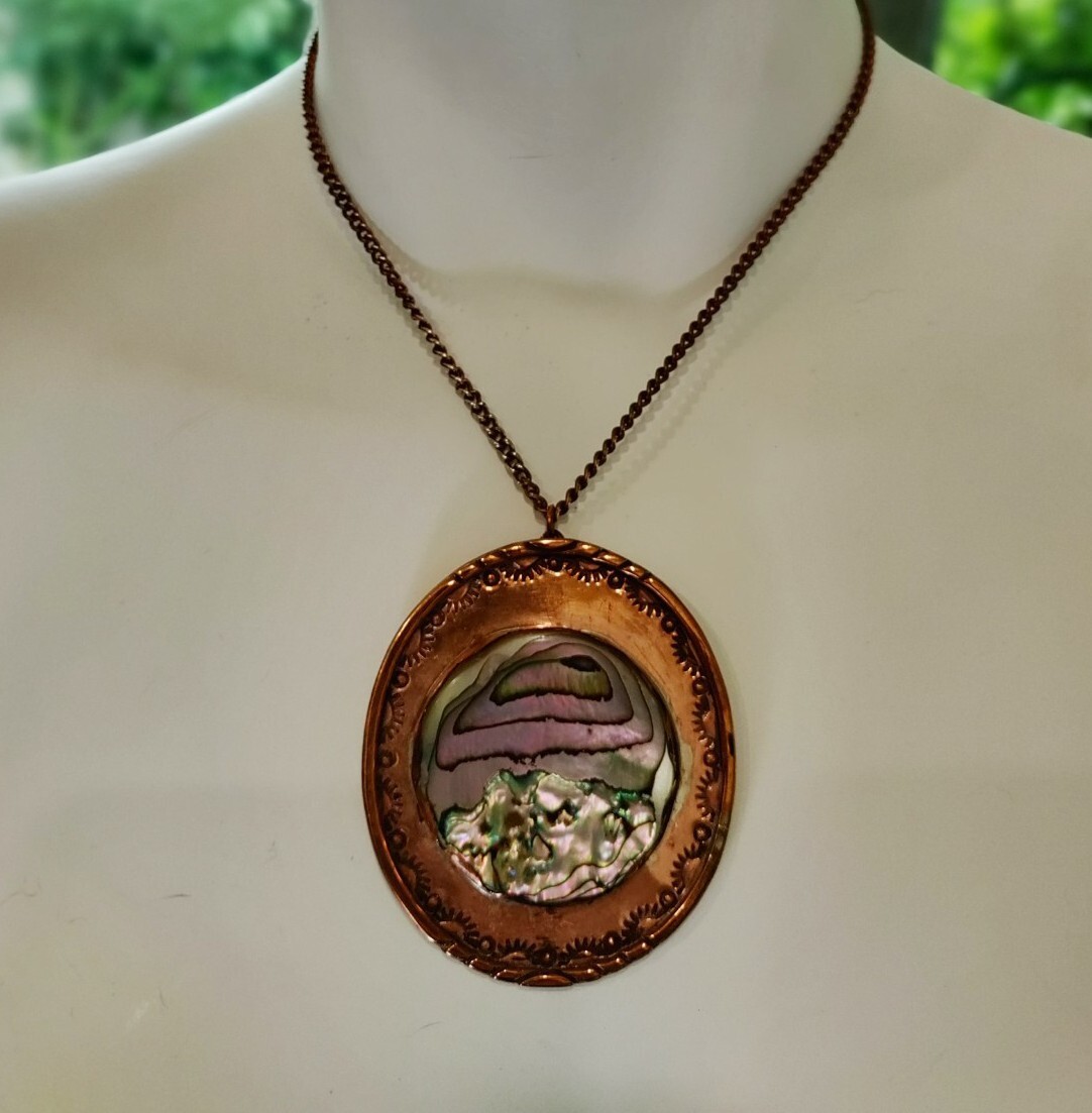 Copper Medallion Abalone Shell & Necklace - image 5