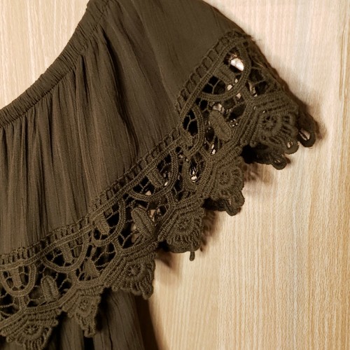 Ambiance Womens NWT Off The Shoulder Cropped Top Small - Picture 3 of 5