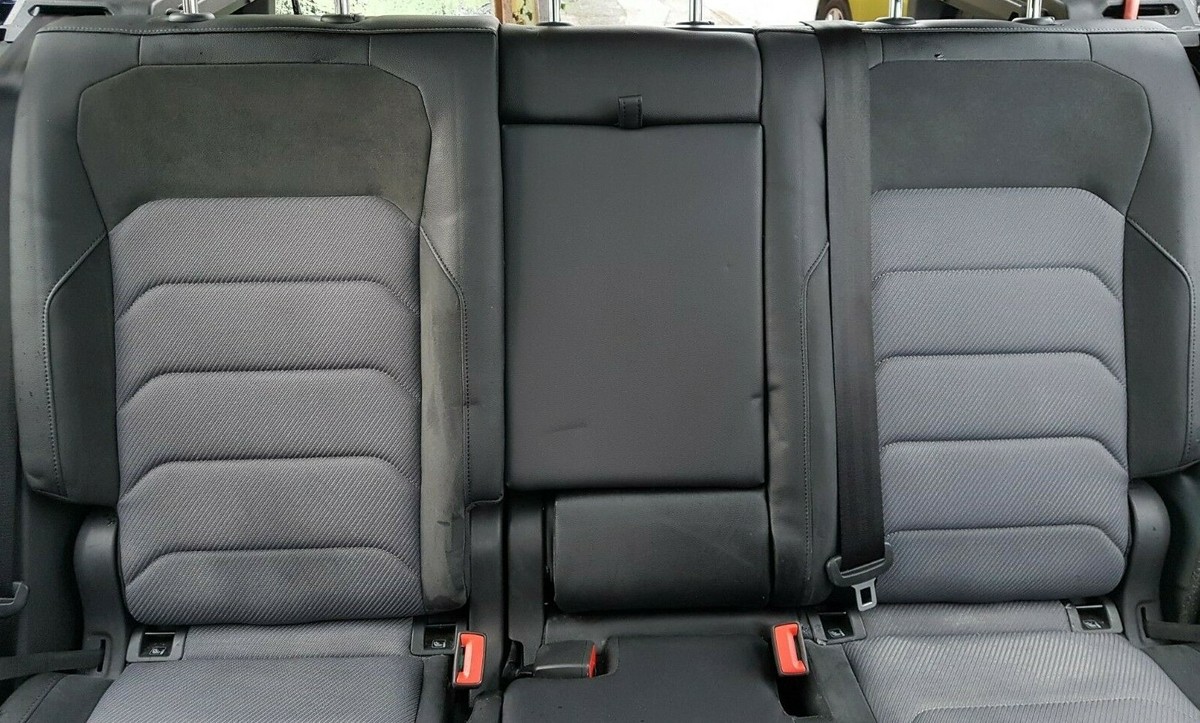 Volkswagen Tiguan R Line 2018 Mk2 Middle Row Half Leather Seat (No  Headrests)