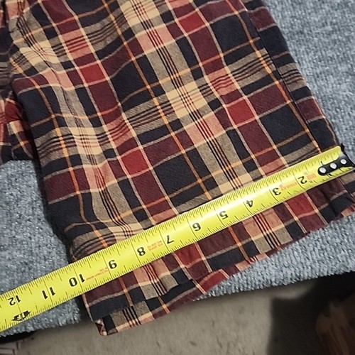 Old Navy Shorts Mens Size 31 Red Plaid 100% Cotton Casual Pockets Button Zip Fly - Picture 9 of 9