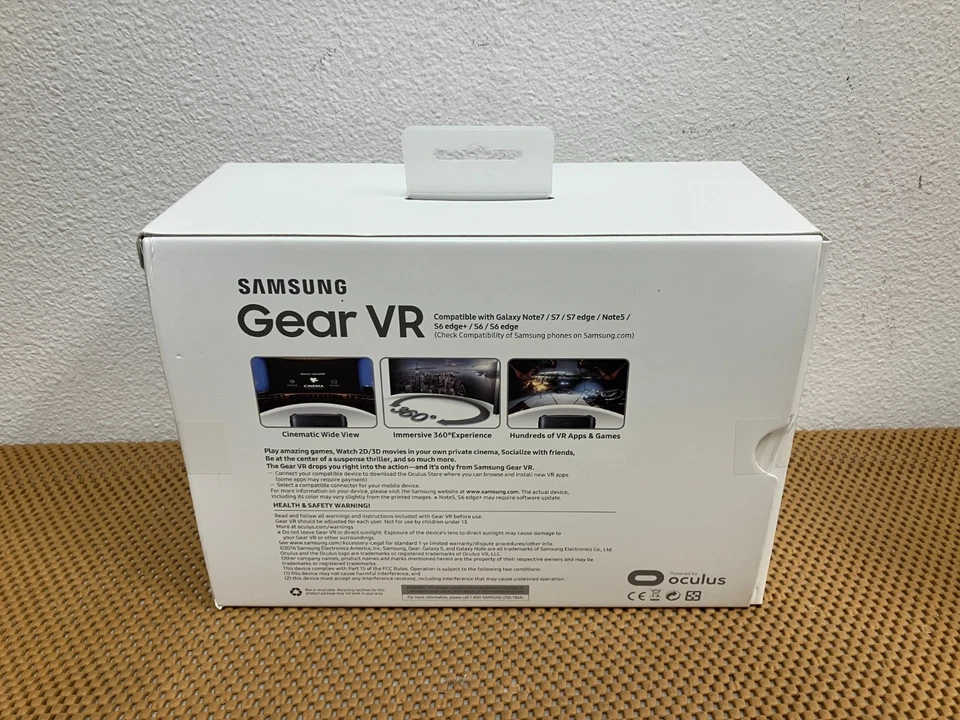 Auriculares de realidad virtual Samsung Gear VR SM-R323 USB-C Galaxy S6 S7 Edge Note 5 Foto 2 de 3