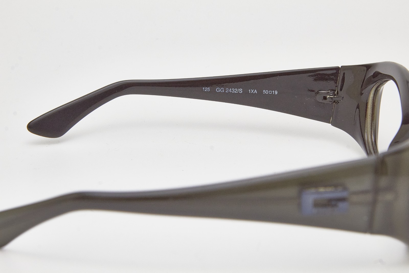 GUCCI glasses 2432 bold narrow rectangular frame … - image 10