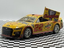 2022 Joey Logano Shell Pennzoil 2x NASCAR Champion Flag Diorama 1/24 NO CAR