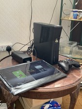 Xbox 360 S Slim Matt Black 250GB Console Bundle with Controller 