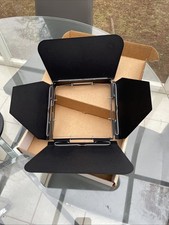 Profoto 4 Leaf Barndoor Set with Grid Holder for Zoom Reflector 100671 330