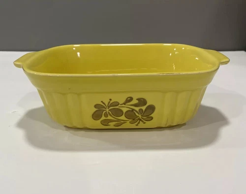  1983 Pfaltzgraff Stoneware "Village" Yellow 16oz. Mini Loaf Pan USA F.T.D.A. 🟡