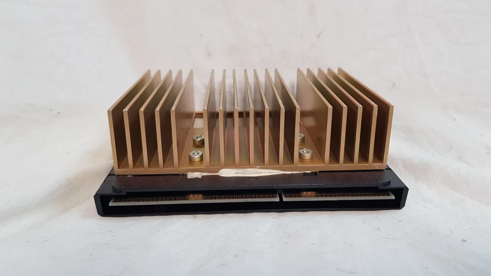 Intel Pentium II SL2HE Vintage 266 MHz Processor - Image 4 of 4