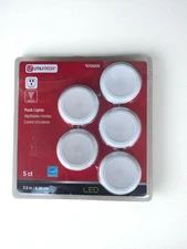 5-Light Plug-In LED Soft White Puck Light Kit 780 Lumens Surface mount New