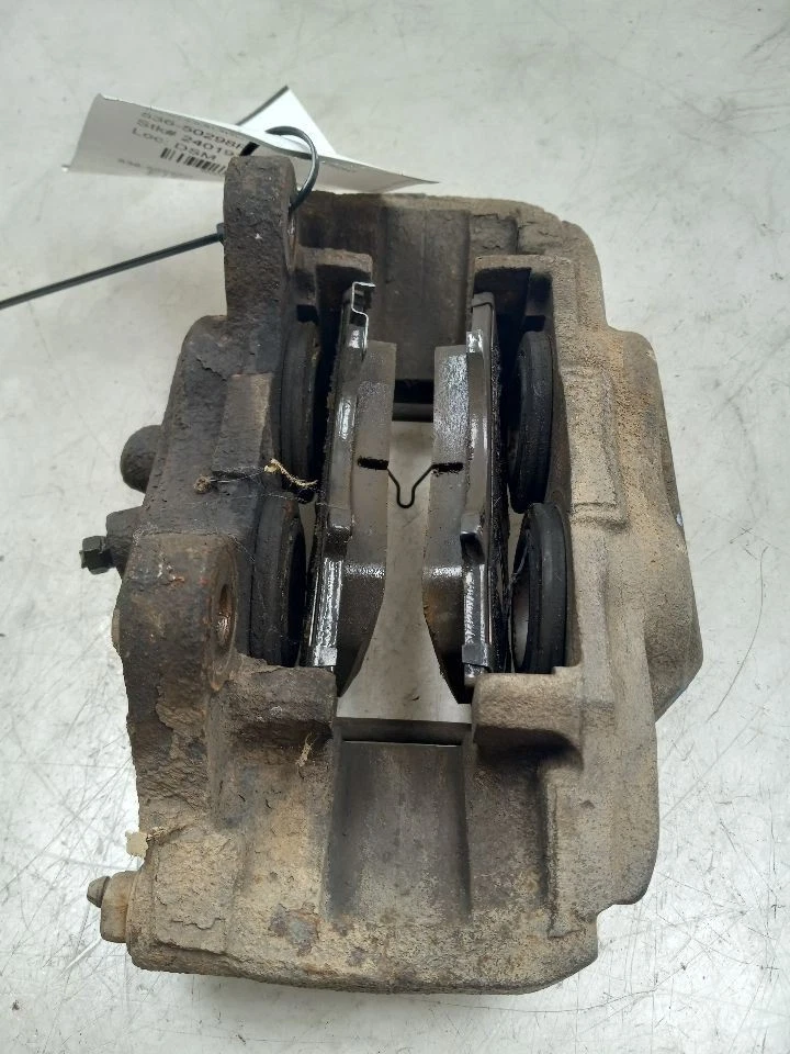 05-15 TOYOTA TACOMA 4.0L 4WD NA PINÇA DE FREIO DIANTEIRA DO LADO DO PASSAGEIRO - Imagem 3 de 4