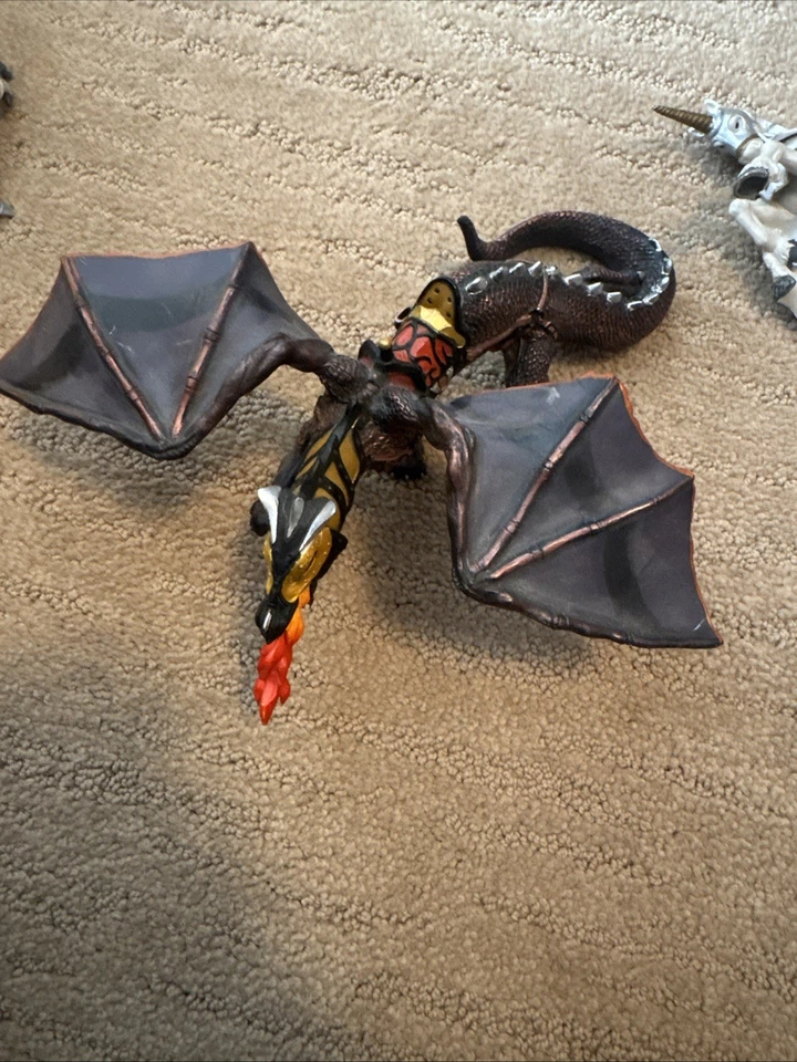 Lote de pares de figuras de caballero/caballo blanco unicornio dragón de las tinieblas y unicornio Papo 2007 Foto 4 de 4