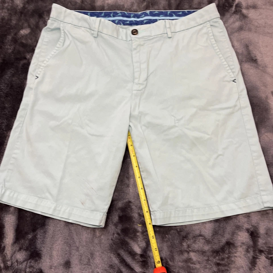 Tommy Bahama Men’s Size 34 Cotton Solid Light Green Shorts - Image 2 of 4