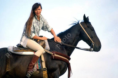 Jenny Agutter bei ihrem Haus in Hollywood nahe Hollywood Schild FOTO 