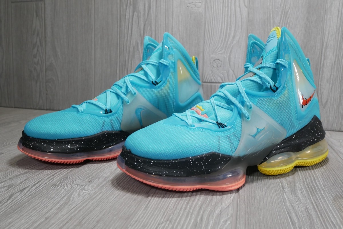 Nike LeBron 19 XIX Christmas Blue Aqua Basketball Shoes DC9338-400