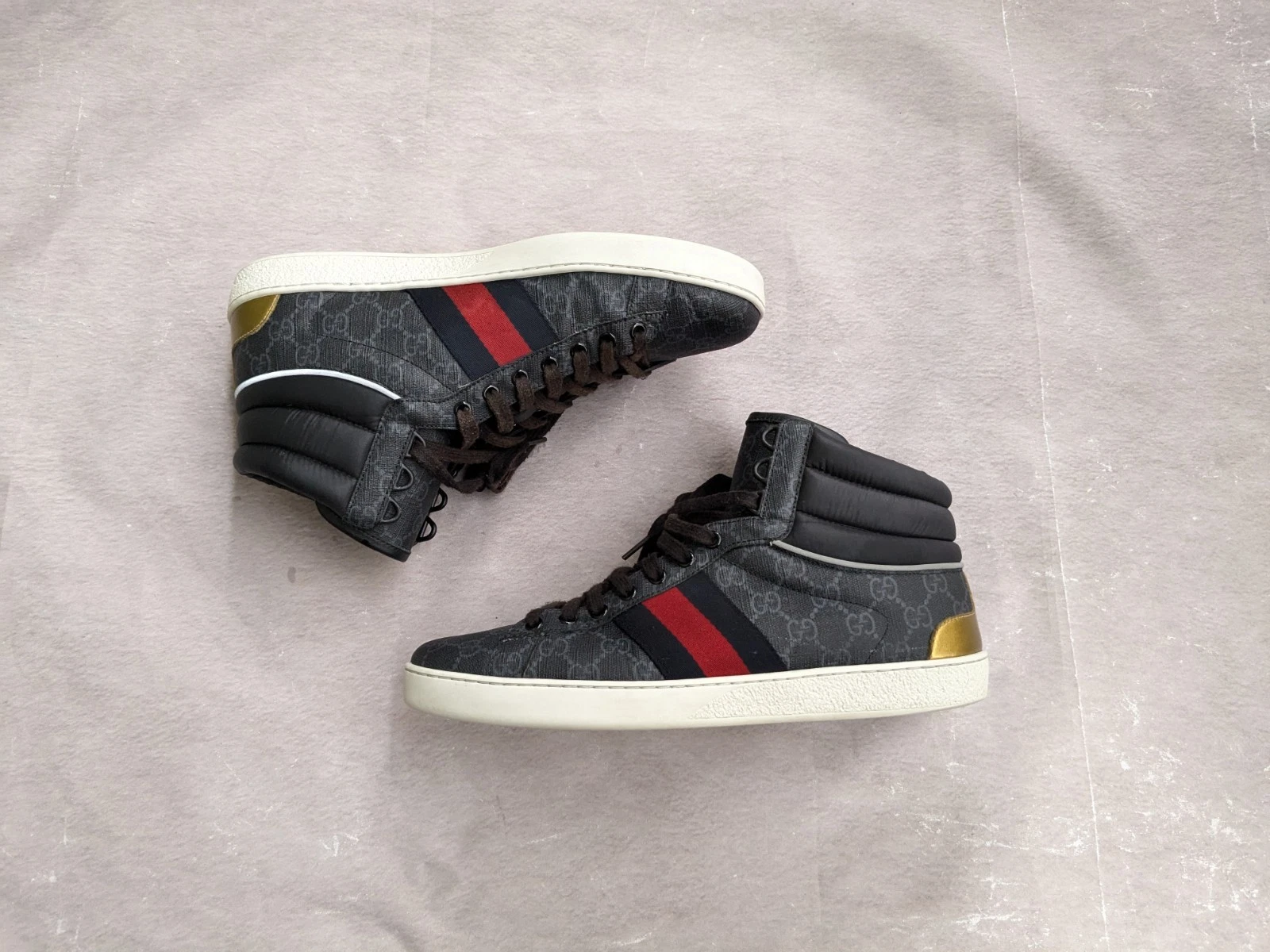 Baskets basses Gucci Ace monogramme homme US 9,5 cuir noir toile 429445