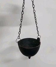 MINIATURE BLACK CAST IRON 3 LEGGED CAULDRON POT/KETTLE HEAVY TAIWAN 