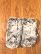 NWOT 2 WONDERSHOP GRAY FAUX FUR CLOTH WINE BAGS