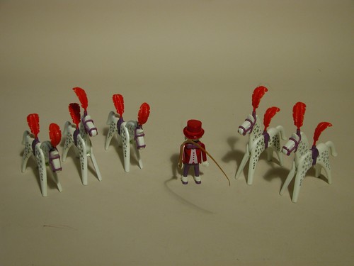 PLAYMOBIL 3742 SHOW HORSES AND TRAINER 1987 GERMANY NEAR MINT - Picture 2 of 2