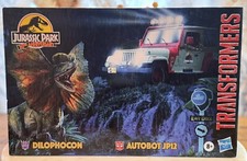 Hasbro Transformers x Jurassic Park Dilophocon & Autobot JP-12