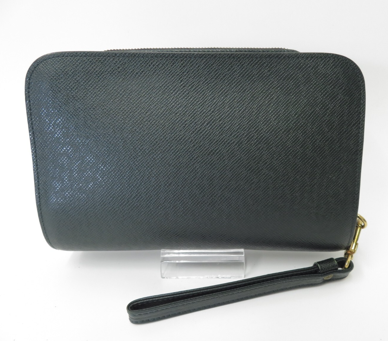 Authentic Louis Vuitton Taiga Baikal Clutch Bag #42060