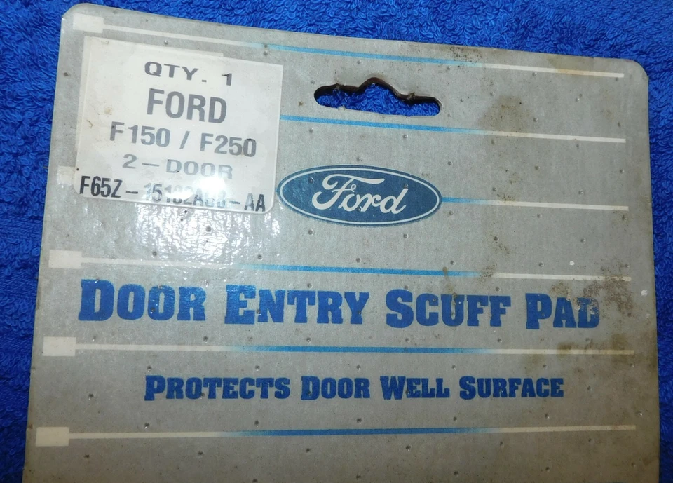 Ford F150 F250 1997 1998 2 puertas cabina regular nuevo en stock alféizar de entrada de la puerta almohadillas de desgaste - placas Foto 2 de 4