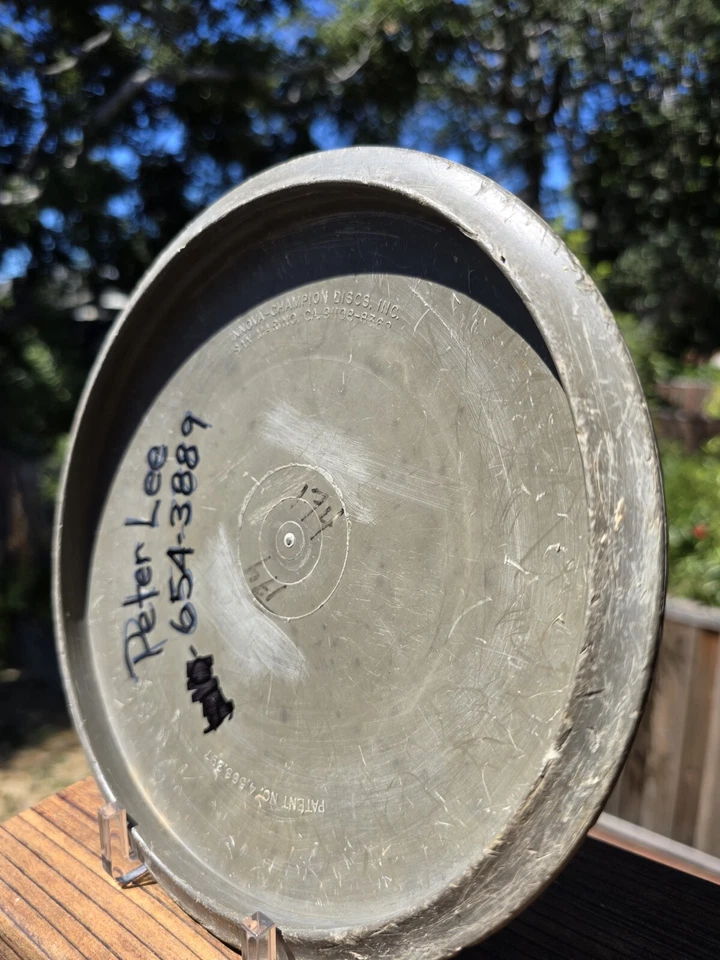 Vintage Innova DX Stingray 173g San Marino Pat.# PFN Circle Stamp Golf Disc  - Image 4 of 4