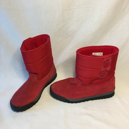 red bottom winter boots