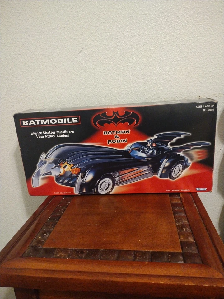 1997 年肯纳蝙蝠侠和罗宾蝙蝠车带冰碎导弹和攻击刀片开放🆕 — 第 3/4 张图片