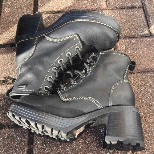 sketchers platform boots