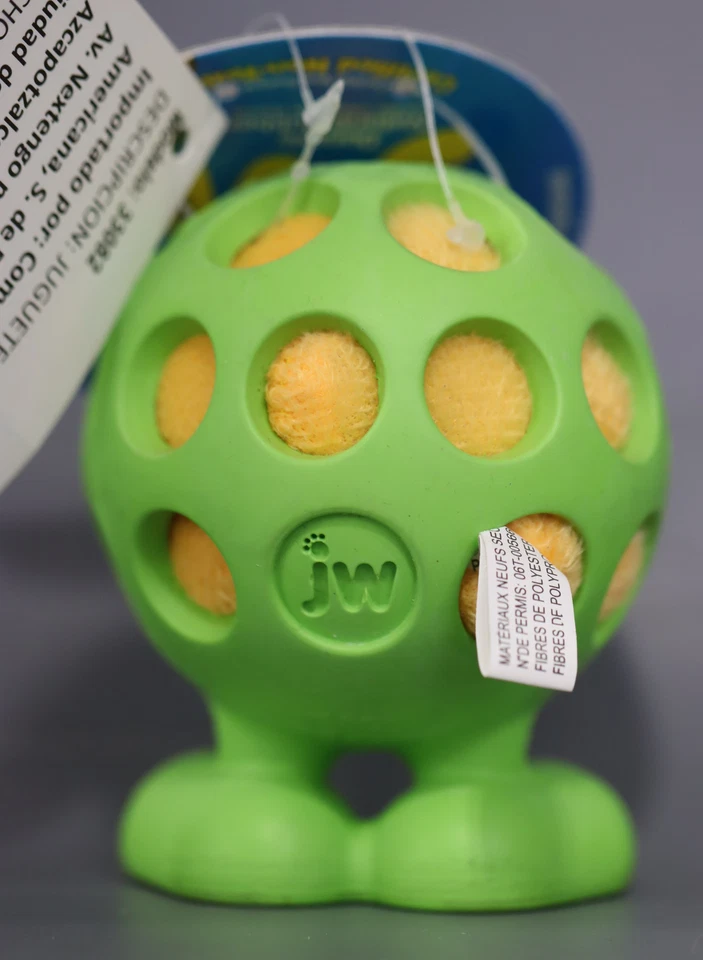 Juguete para perro PetMate JW Holee Cuz de goma de alta resistencia no tóxico chirriante lanzar. Foto 2 de 3