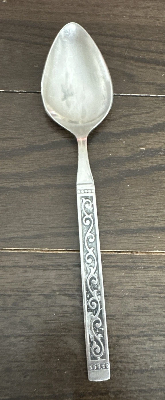 Oneida SPANISH COURT Stainless 1881 Rogers Textured Black Accent Serving spoon