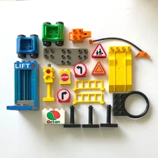 2002 Lego DUPLO PARTS from Traffic Town 3619 Car Vehicles Garage Lift Stop Sign