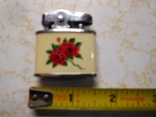 Vintage Realite Made in Japan 2 Roses Miniature Flint/Fluid Lighter