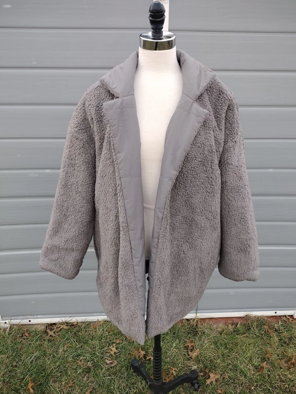 vuori cozy sherpa reversible jacket