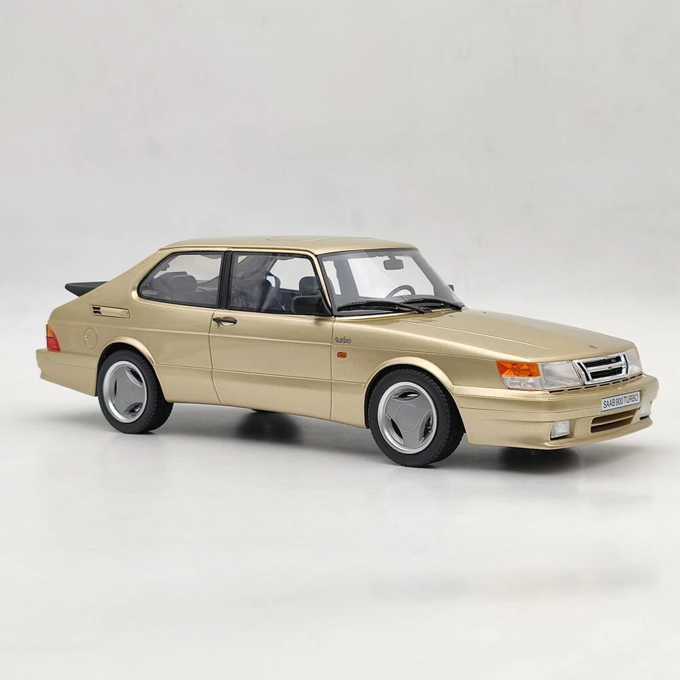 DNA Collectibles 1:18 Saab 900 Turbo T16 Airflow Gold DNA000111 смола модель автомобиля - Изображение 2 из 4