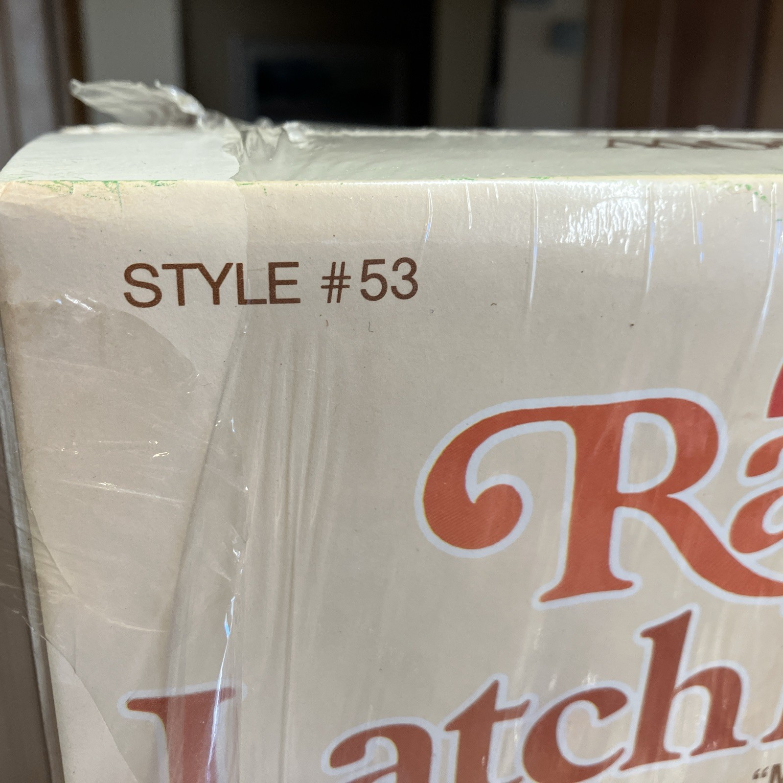 VINTAGE RAINBOW CREATIONS LATCH HOOK KIT "MUSHROOMS" 20" X 27" NEW  SEALED BOX