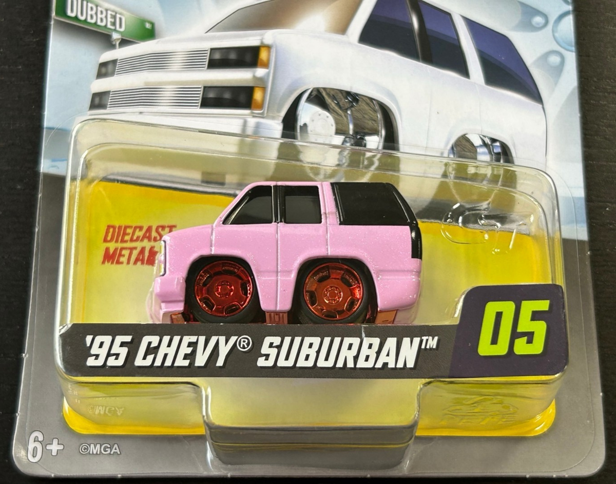 Chase - New 2026 Car Tuned Series 9 Dubbed '95 Chevy Suburban Red