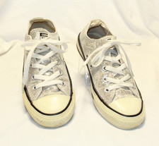 Converse Chuck Taylor All Star W 6 / M4 Silver Glitter Low Top Sneakers 135851C