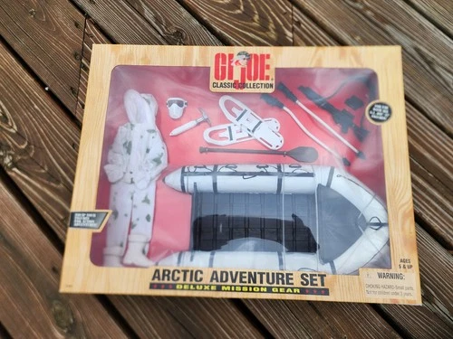 1998  GI Joe Classic Collection Arctic Adventure Set Deluxe Mission Gear Hasbro