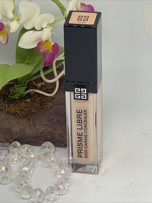 Givenchy Prisme Libre Skin-Caring 24H Creamy Concealer - C105 - Full Size - New