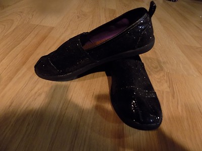 Size 2 Bongo Girls Solid Black Sequined Glittery Shine Casual Slip On Shoes EUC