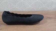 Skechers Women's Cleo 2.0 Love Spell Black Slip On Flats Size 8.5